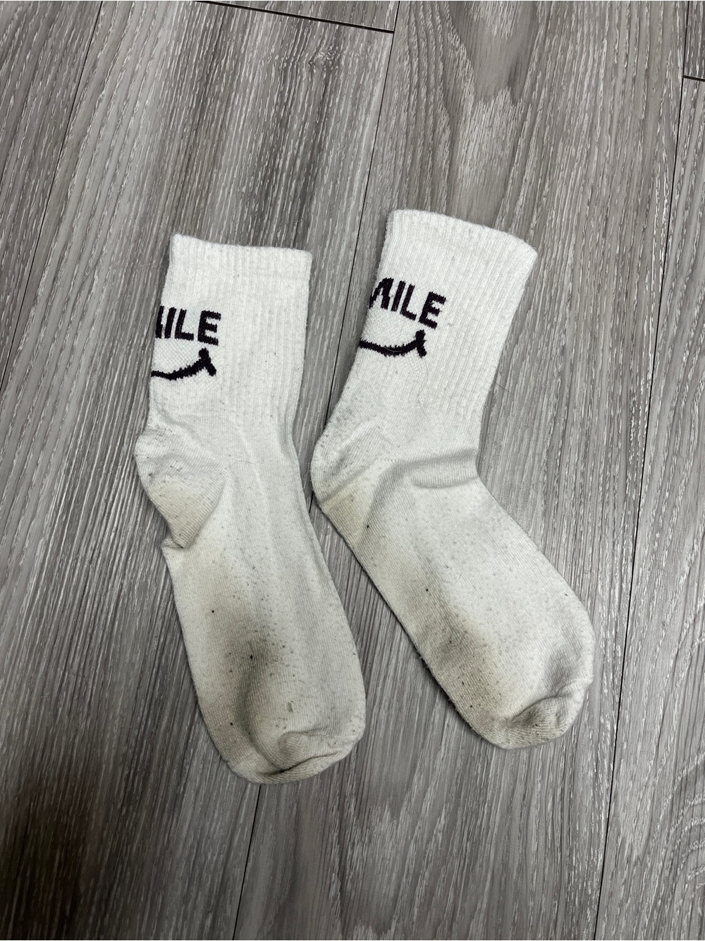 White 'SMILE' Crew Socks - Pack of 1